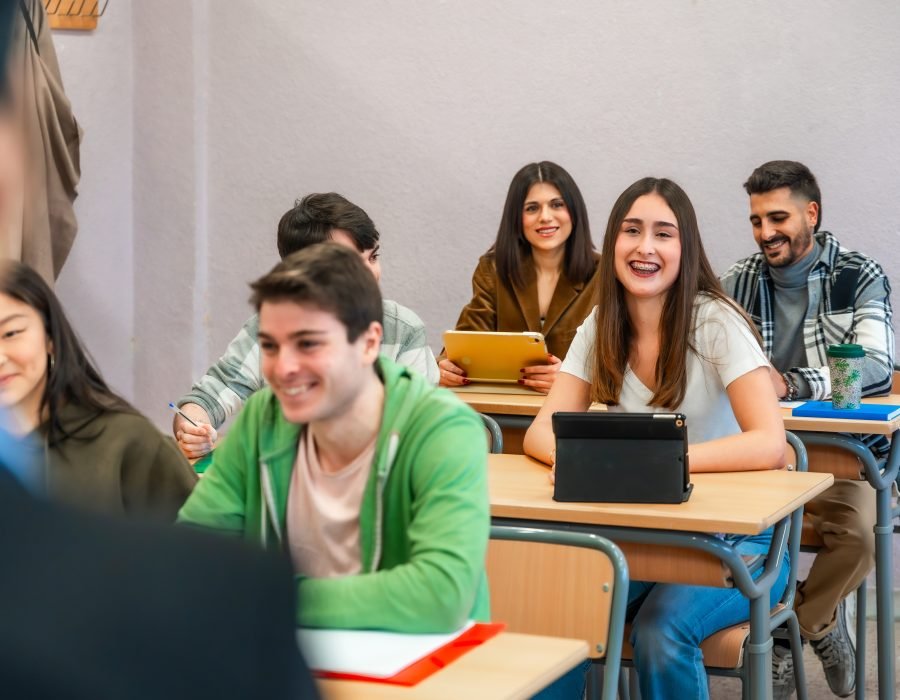 Media Técnica Comercial